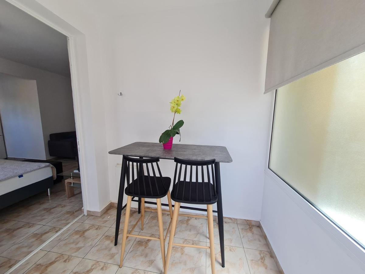 Laertis 2 Complex, Studio Apartment 106 - By Imh Travel & Tours Paphos Exteriör bild