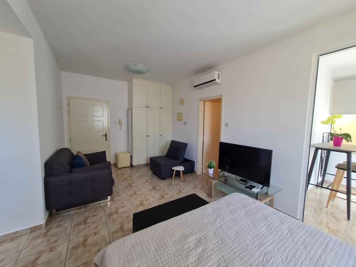 Laertis 2 Complex, Studio Apartment 106 - By Imh Travel & Tours Paphos Exteriör bild