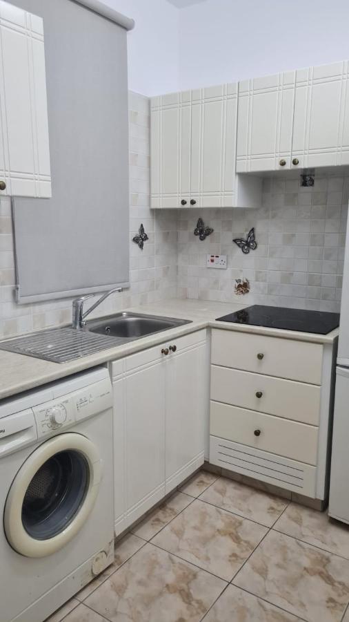 Laertis 2 Complex, Studio Apartment 106 - By Imh Travel & Tours Paphos Exteriör bild